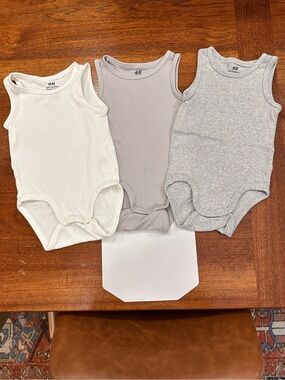 NWOT H&M Sleeveless Cotton Bodysuits, 100% Cotton, 12 Months, White/Grey